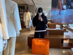 -HERMES(湖滨银泰in77店)