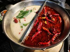 -湊湊火锅·茶憩(新中关购物中心店)