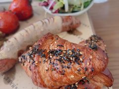 -Mark&Mars Restaurant