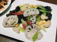 -老兰家传统烧烤炒菜泡馍(小南门店)