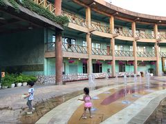 -热带风暴水上乐园(新镇路)