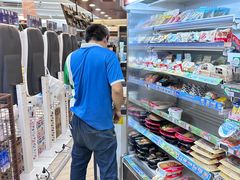 -全家便利店(漕溪北路七店)