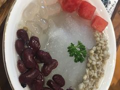 椰子水清补凉-自然椰·海南清补凉(海月广场店)