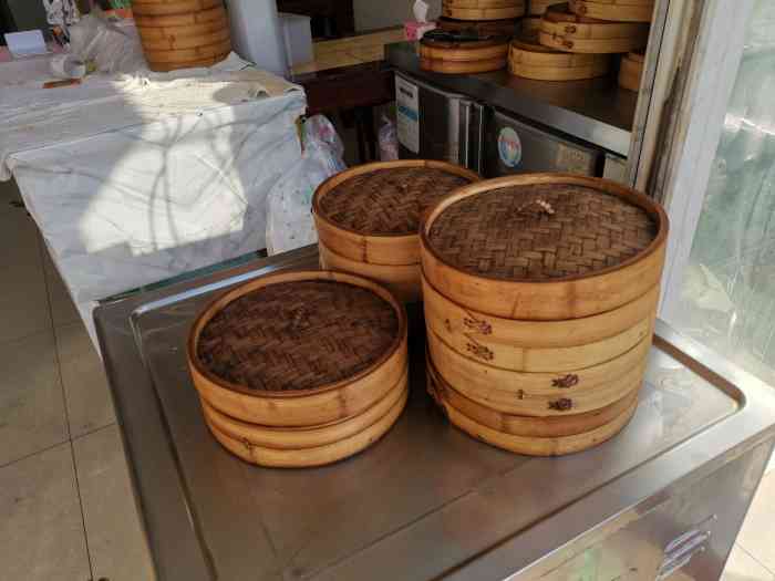 枫泾烧卖(仓汇路店)-"枫泾烧麦店榨菜干拌面每次来都没有荠菜.