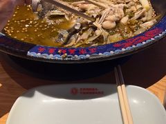 -何师傅美蛙鱼头(汉街店)