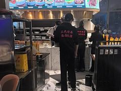 -老周家酱卤猪蹄私房菜(克拉玛依西街店)
