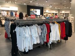 -H&M(鹏欣水游城店)