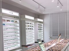 -目艮眼镜SHOWROOM(品牌集合店)