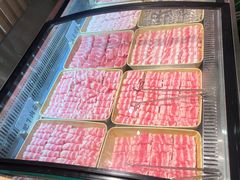 -捞小鲜虾滑海鲜自助火锅(嵊州吾悦店)