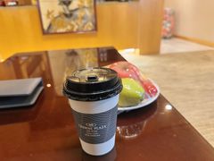 -襄阳富力皇冠假日酒店 · 大堂酒廊