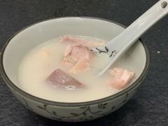 暖心猪肚鸡汤炖汤-潮堂 · 潮州菜(国贸商城店)