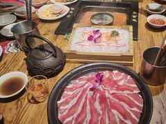 -老牌坊云南鱼豆花火锅(爱建店)