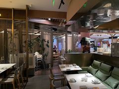 -楚山晓·湖北菜(武汉光谷K11店)