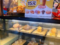 面包甜点陈列柜-麦当劳(哈西万达店)