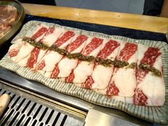 -臻牛烤肉