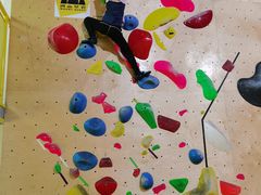 -问山MountQuest攀岩馆