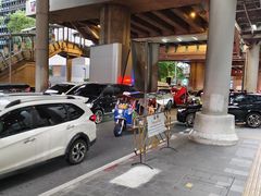-Kub Kao Kub Pla (Terminal21)
