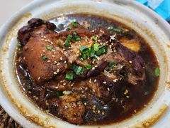 -老码头黑皮肘子锅包肉熏酱水饺(文政街店)