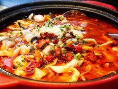 柠檬酸菜鱼煲-煲得鲜·桐乡煲·小龙虾(万达店)