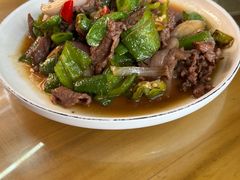 -芦茨金富饭庄·25年老字号·专做稻草鸡