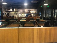 -Wagas沃歌斯(百盛优客店)