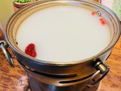 -慢丽江·云南野生菌土鸡锅(西山店)