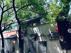 -绳金塔