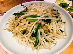 素炒笨豆芽-香满园春饼·家常菜(东大桥店)