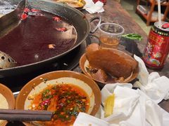 -周小明火锅(黑金冠社区店)