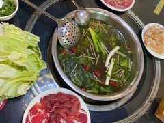 -周老三跷脚牛肉·全牛火锅(非遗传承店)