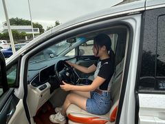 -百益佳租车(机场店)