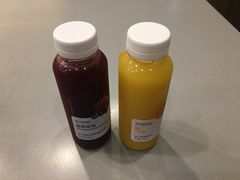 -瑞幸咖啡(杭州绿地中央店)