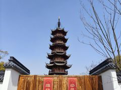 -龙华寺