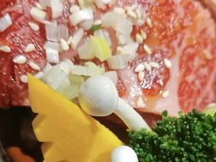 -山川小町·极番烧肉(新地假日广场店)
