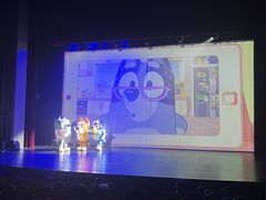 -虹桥艺术中心