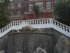 -香港大学