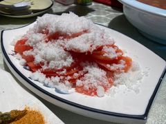 糖拌西红柿-华盛园卷子王农家菜水库鱼