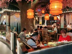 大堂-荷塘秋月·本帮江浙菜(国权路店)