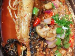 -鸣记脆皮烤鱼·海鲜烤鱼(三八广场店)