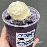 谁能拒绝有一整个冰淇淋球的沙冰呢？🍦
