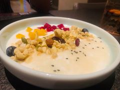 米釀鲜果酸奶-丝路金桃·新疆菜(徐汇店)