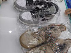 -洗衣通洗护生活馆(东川路店)