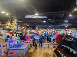 -卡通尼乐园(银泰店)