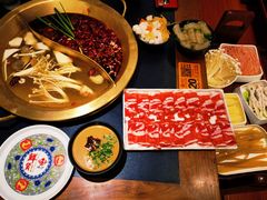 -沸炉重庆老火锅(军事博物馆店)