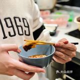 就地过年一个人在家吃火锅的快乐！