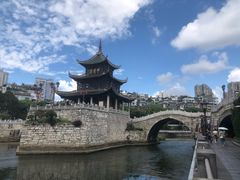 -贵厨酸汤牛肉(花果园国际中心店)