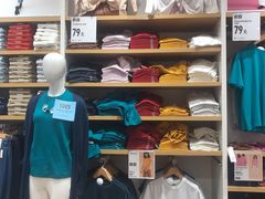 -优衣库(东莞汇一城店)