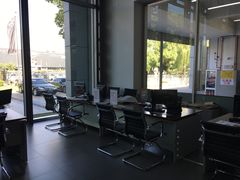 -上海星瀚奔驰4S店(红柳路店)