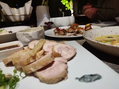 -穹六人间 people 6(岳阳路店)