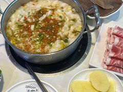 -德林酸菜鱼火锅(南丹店)